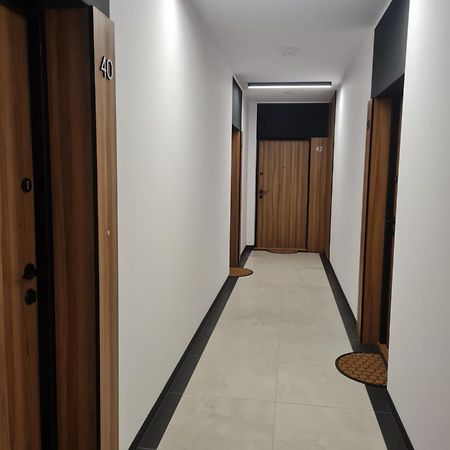 Airport Apartment Varsovie Extérieur photo